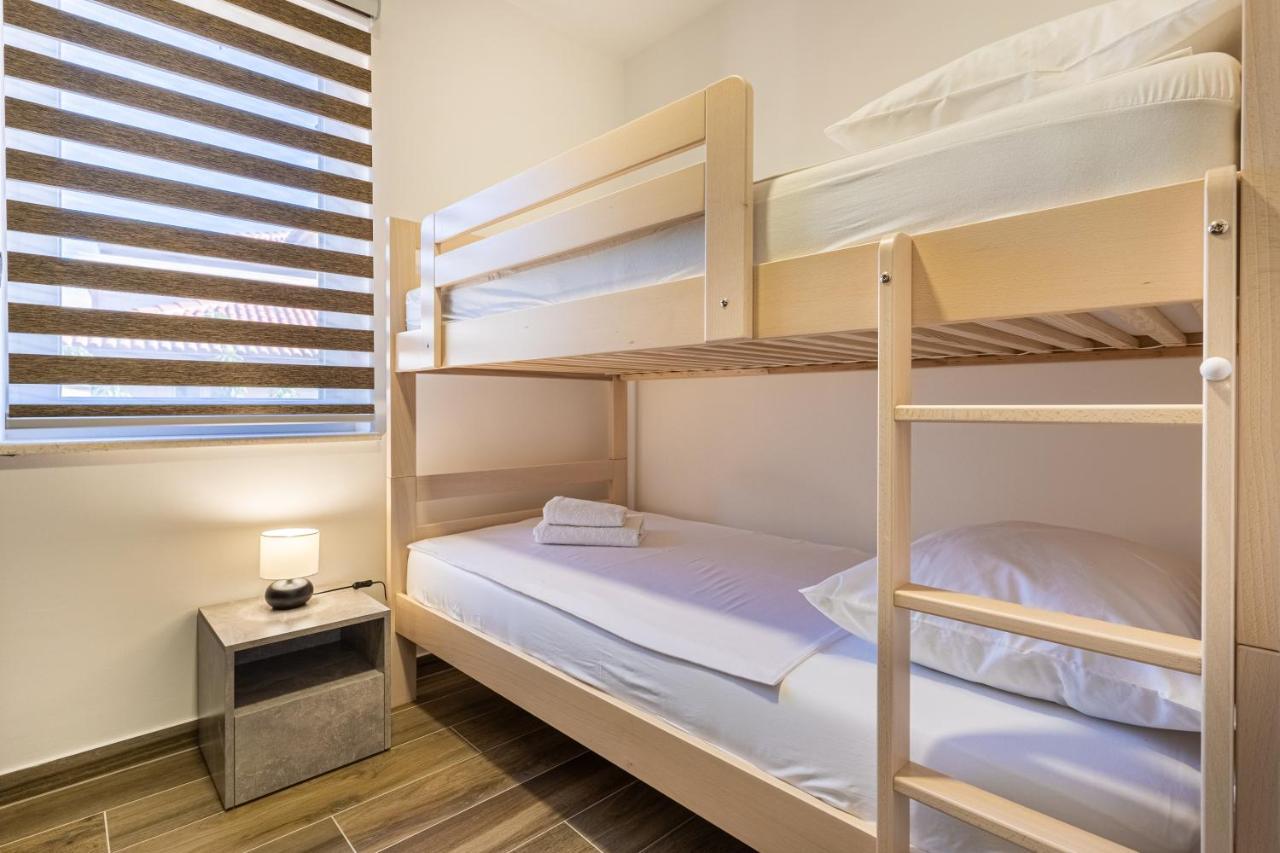 Apartman Vischetti Црес Екстер'єр фото